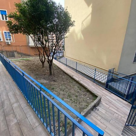 Апартаменти 280 Mt Dalla Metro The Mox Luxury Apartament Неаполь Екстер'єр фото