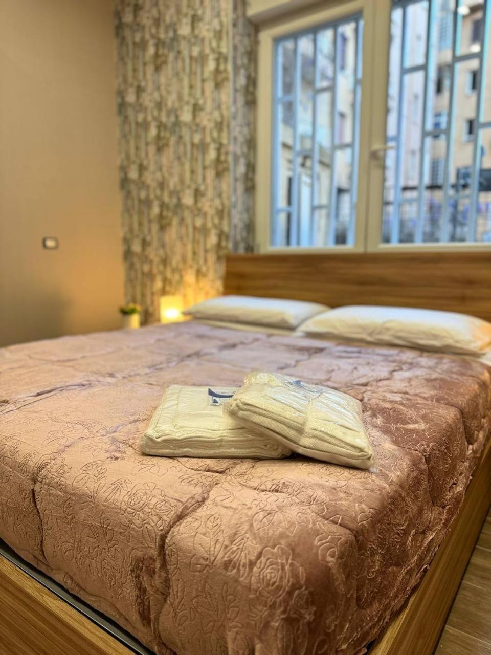 Апартаменти 280 Mt Dalla Metro The Mox Luxury Apartament Неаполь Екстер'єр фото